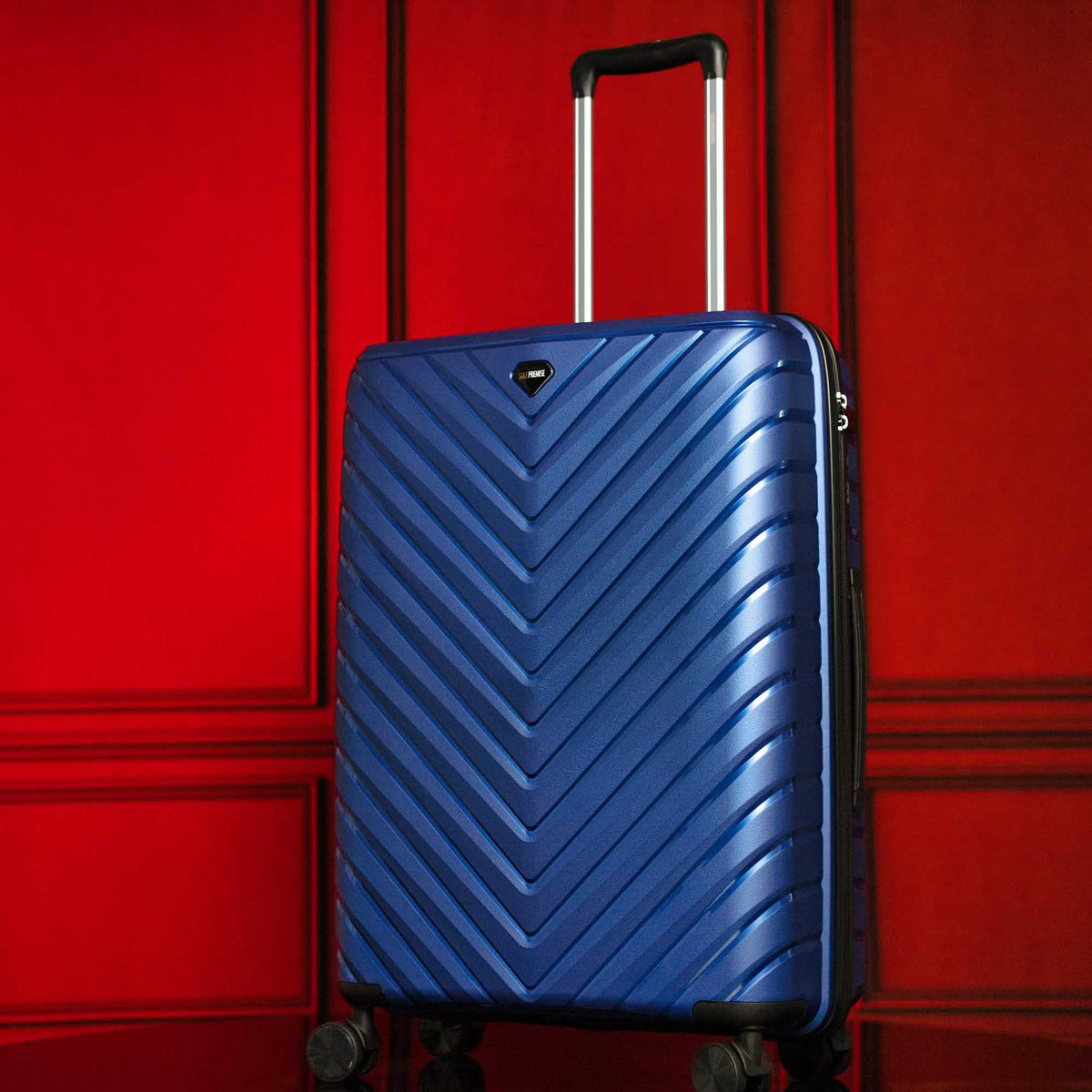 24-inch Blue Hardcase Roller Luggage