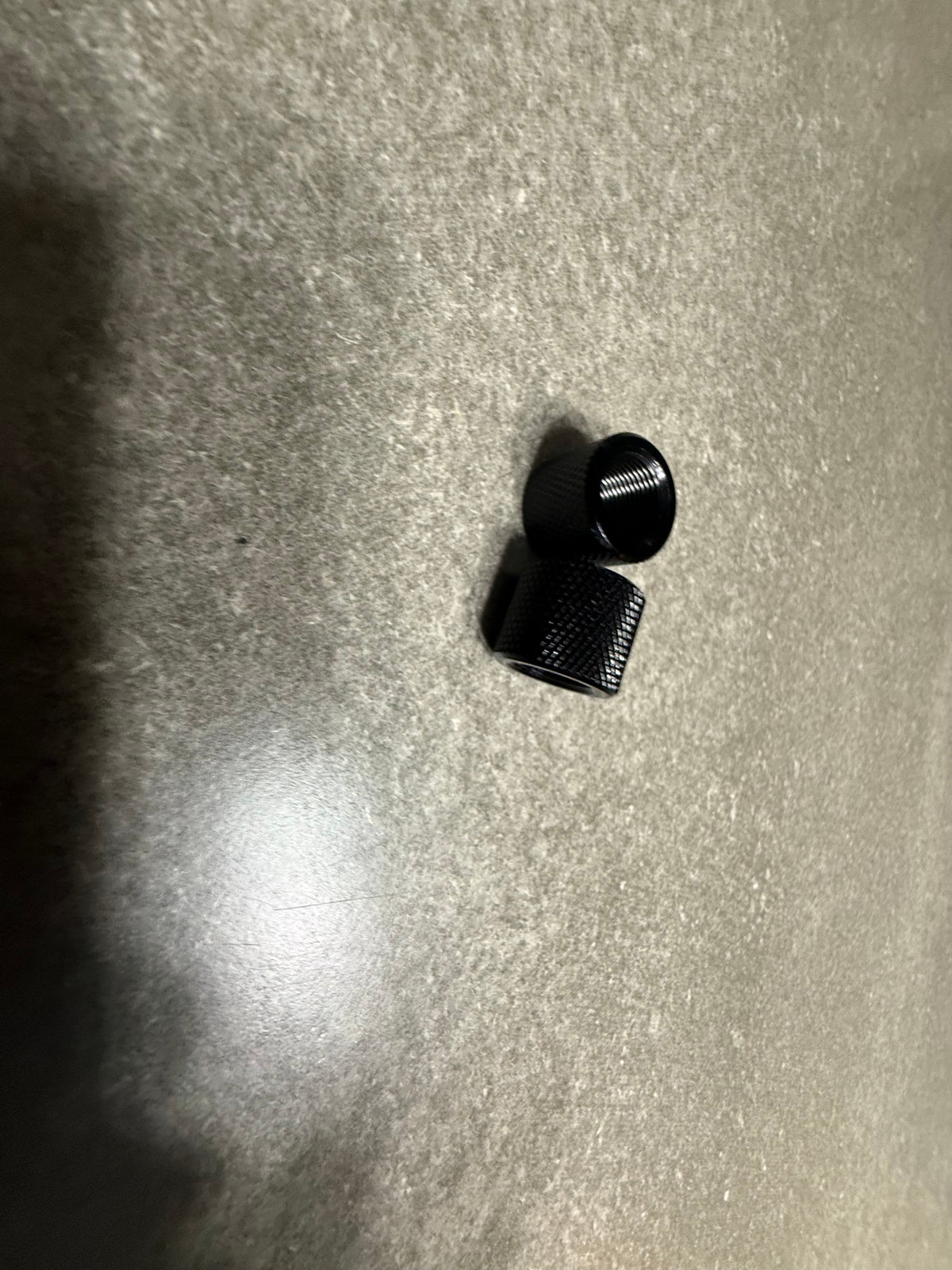 1/2-28 Thread protector.