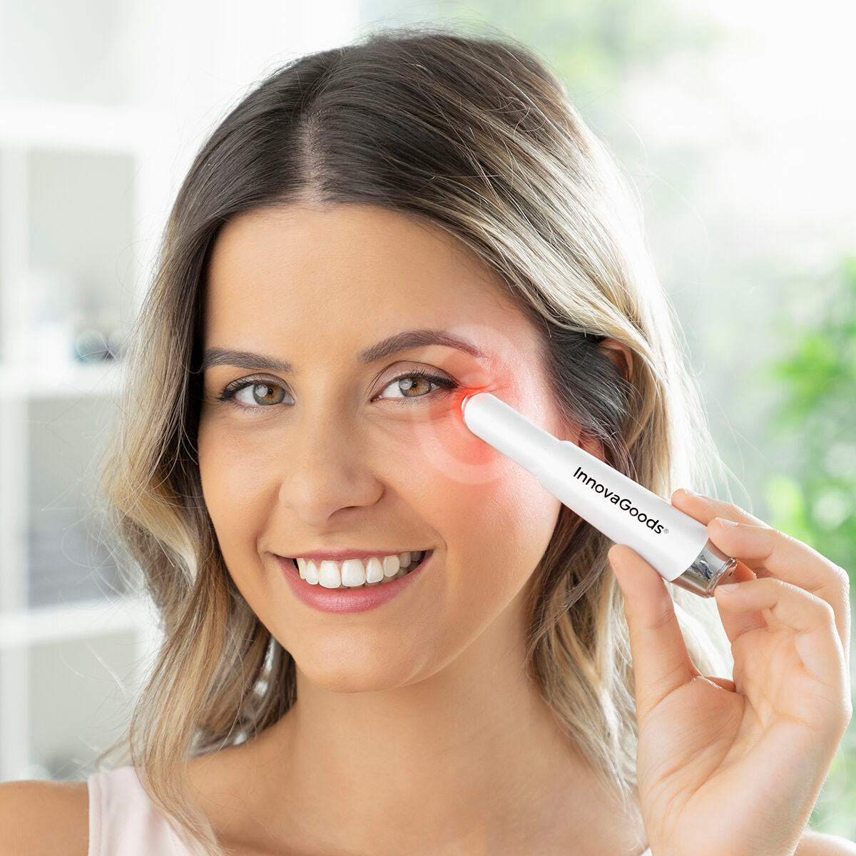 Anti-ageing Eye Massager with Phototherapy, Thermotherapy and