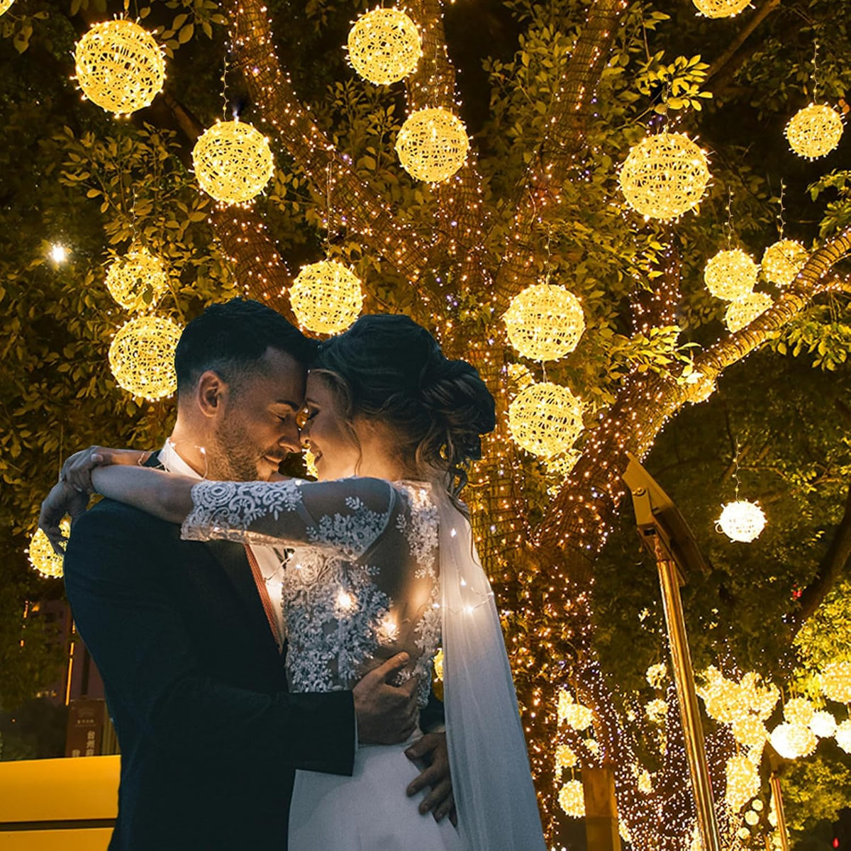 Outdoor Christmas Balls LED Globe Lights